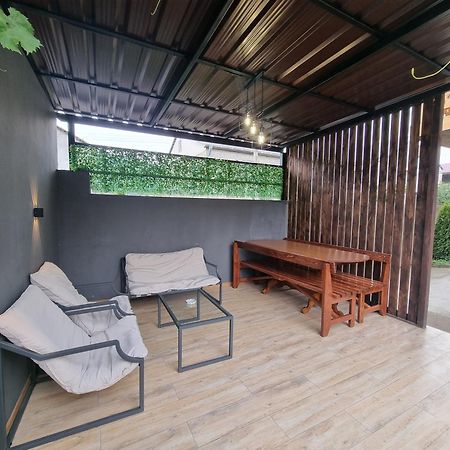Fazenda Guest House Діліжан Екстер'єр фото